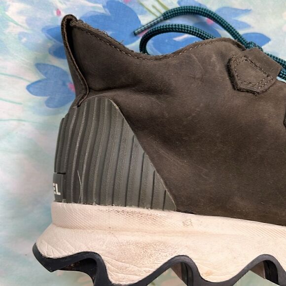 Sorel Kinetic Caribou Boots - 7.5 Womens Green Waterproof Leather Gray Felt - Picture 5 of 12